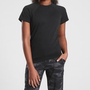 Athleta girl power up tee size 10 EUC